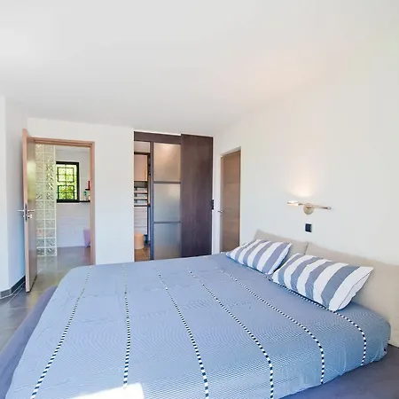 Bleu Villa